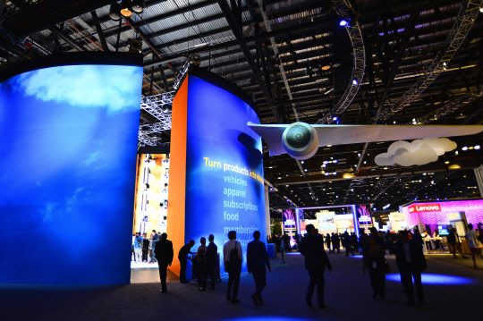 지난 7일부터 9일까지 미국 올랜도 오렌지카운티컨벤션센터에서 열린 'SAP 사파이어 나우' 전시장 전경. 아마존·구글·MS 등 글로벌 IT기업들도 같이 전시부스를 마련했다. SAP 제공